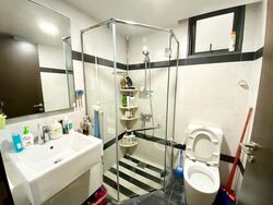Symphony Suites (D27), Condominium #560150631